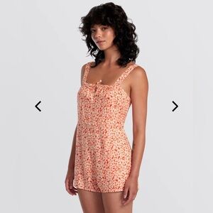 NWT RVCA Mayfair Romper Onesie size Medium / Orange.com